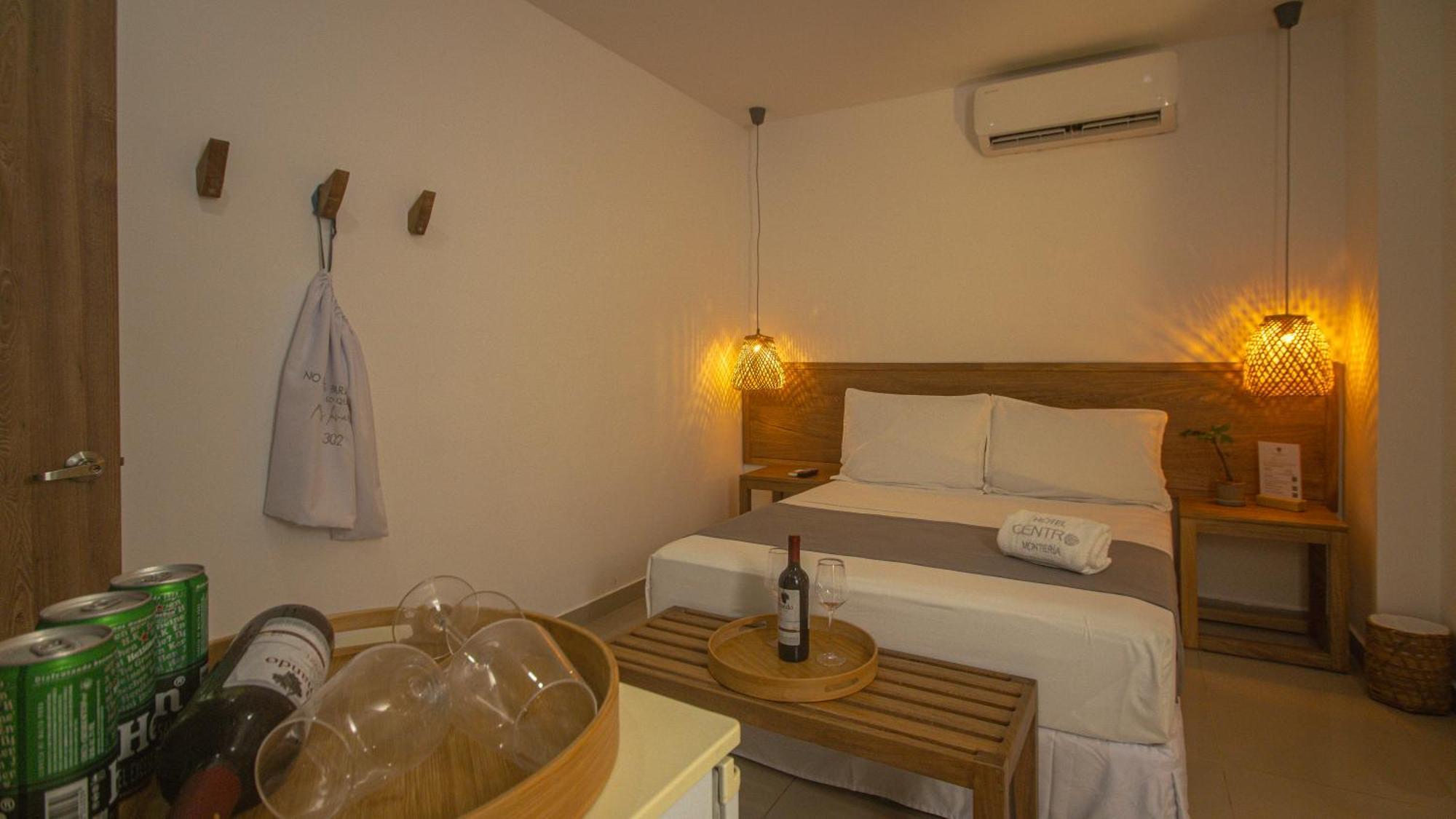 Hotel Centro มอนเตริอา ภายนอก รูปภาพ