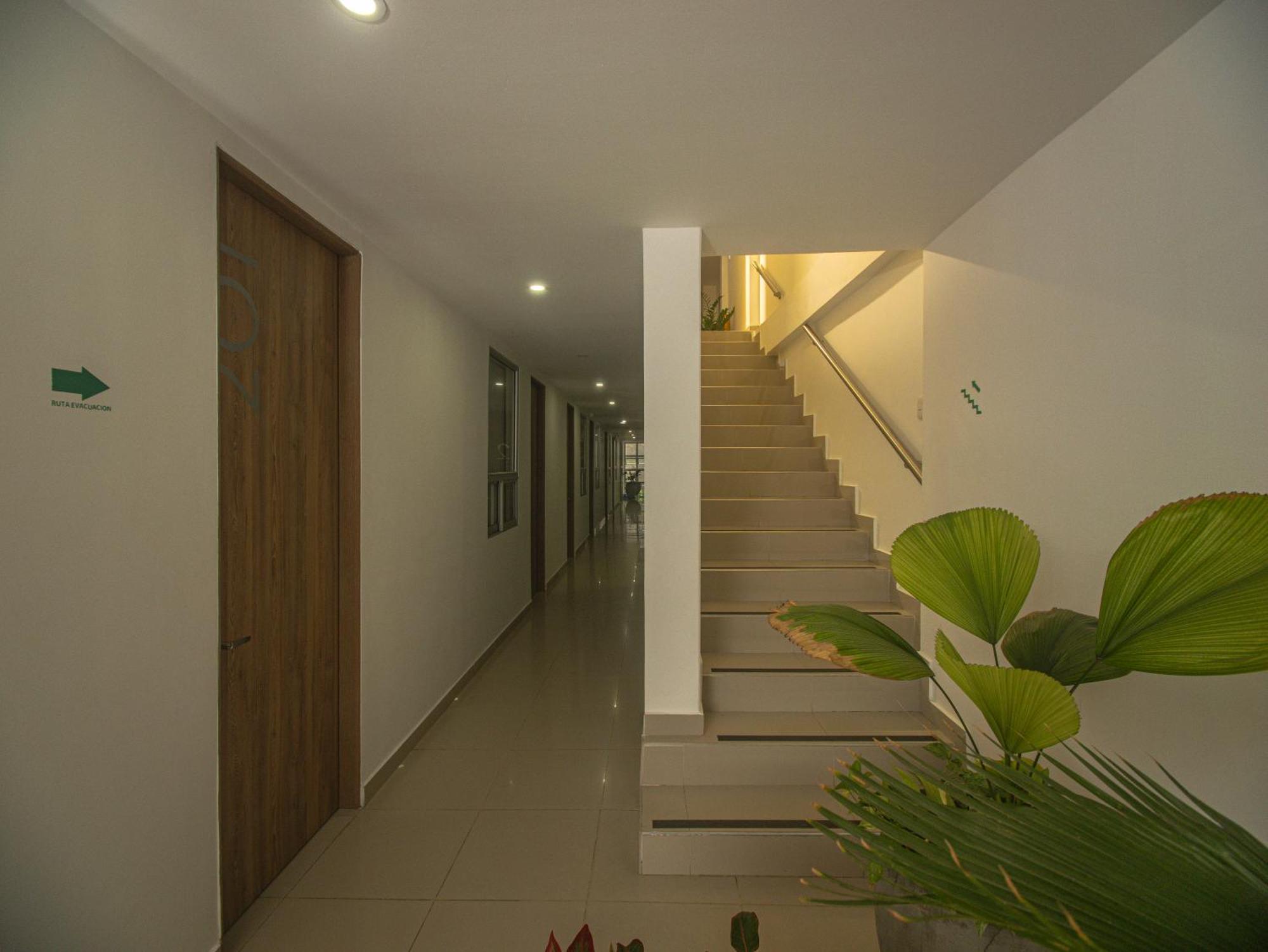 Hotel Centro มอนเตริอา ภายนอก รูปภาพ